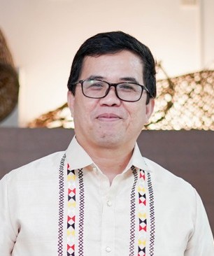 Dr. Manuel E. Caingcoy